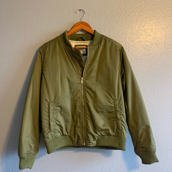 Old navy army green bomber jacket - Picture 5 of 6